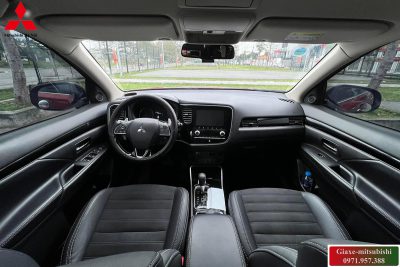 Mitsubishi Outlander 2024