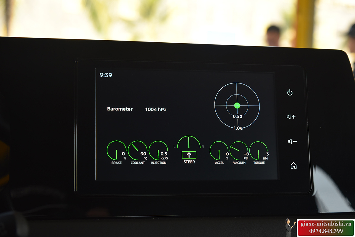 Nội thất Xe Mitsubishi Xforce GLX màu trắng