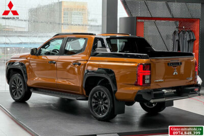 MITSUBISHI TRITON 4WD AT ATHLETE