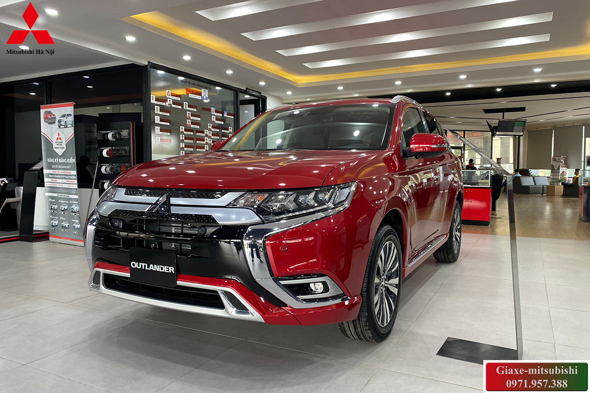 Xe Mitsubishi Outlander 2024 Premium màu đỏ