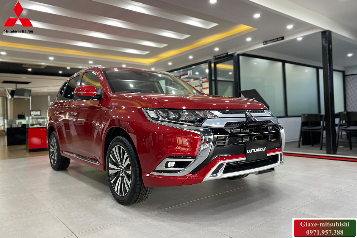 Xe Mitsubishi Outlander 2024 Premium màu đỏ