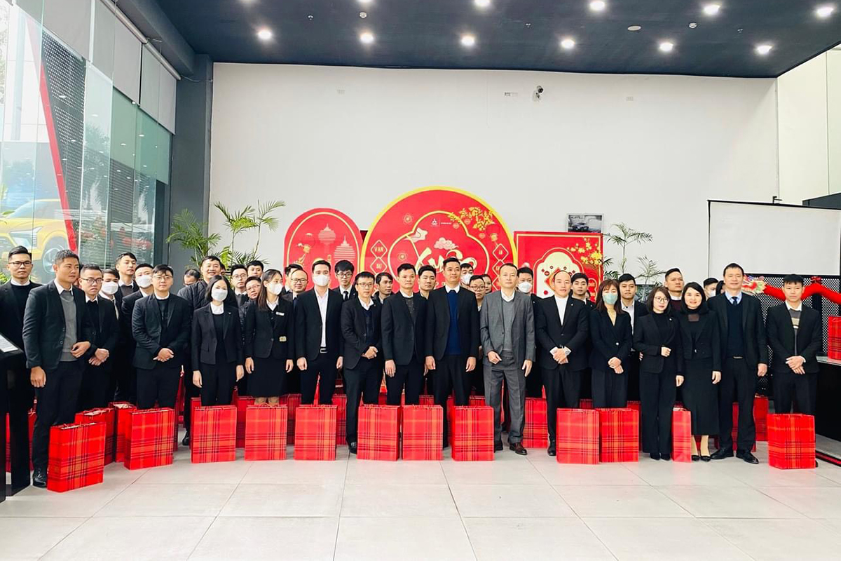 Phòng kinh doanh Mitsubishi An Dân Long Biên