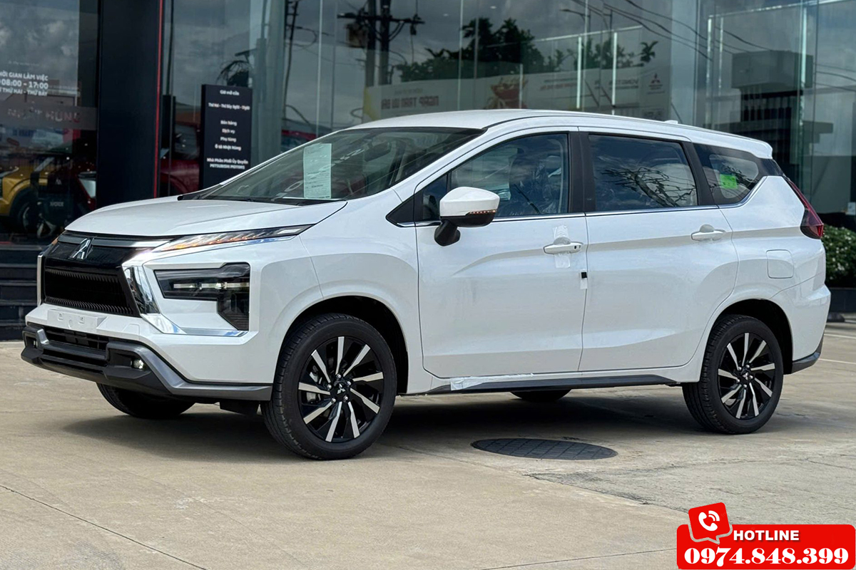 xpander premium 2026 màu trắng