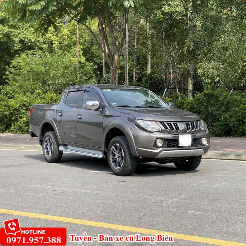 Xe Mitsubishi Triton 4×2 Premium 2019