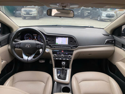 Hyundai Elentra 2.0 2019