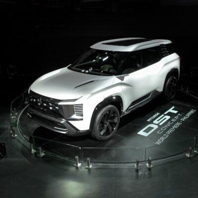 MITSUBISHI DST CONCEPT RA MẮT