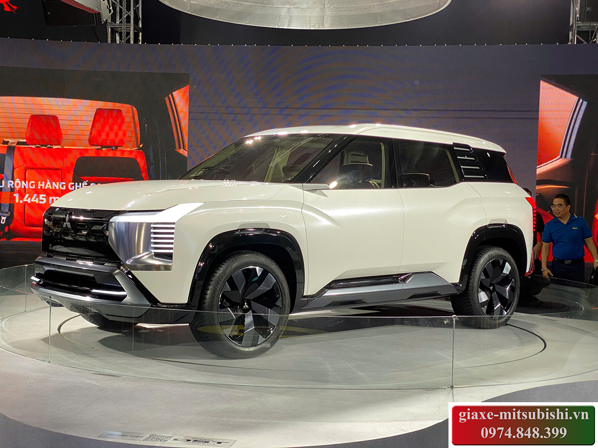 Mitsubishi DST