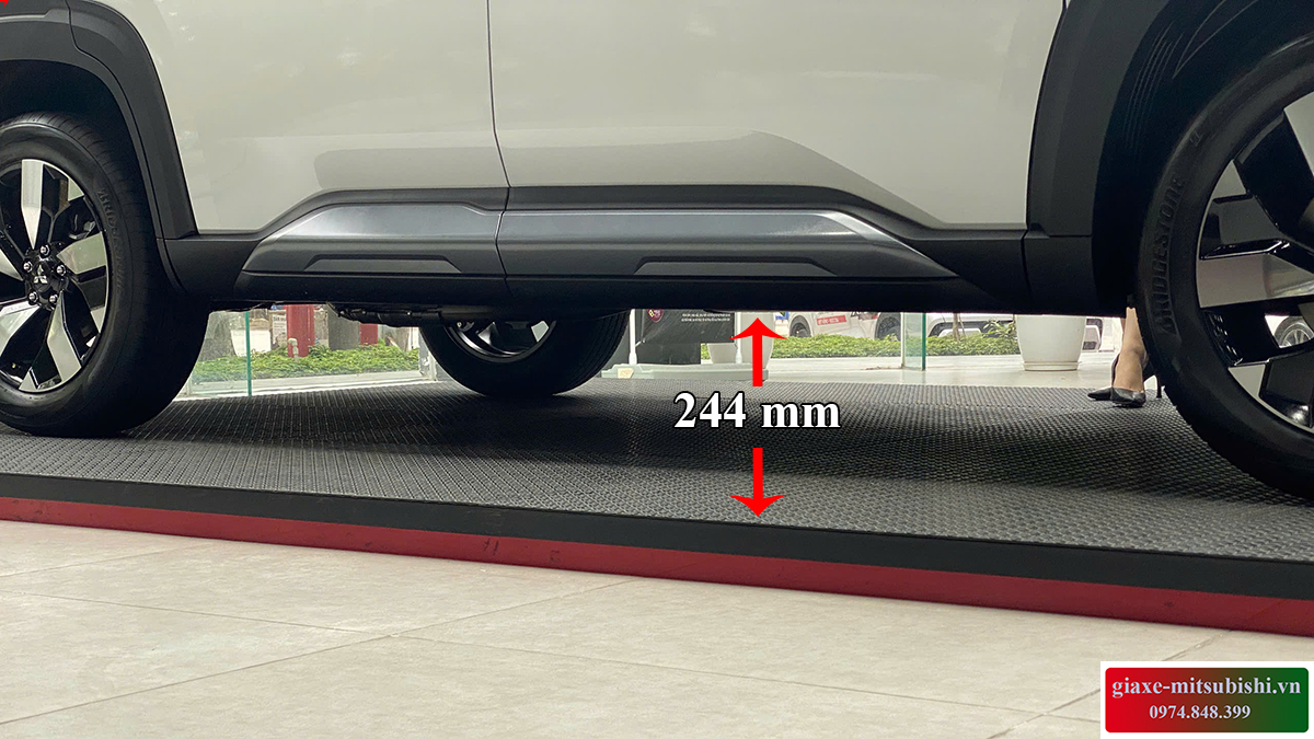 khoảng sáng gầm xe Mitsubishi Destinator